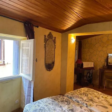 Casa vacanze Family Friendly House In Brenac *