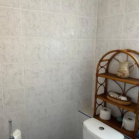 Casa vacanze Family Friendly House In Brenac *