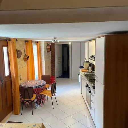Family Friendly House In Brenac