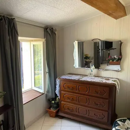 Casa vacanze Family Friendly House In Brenac